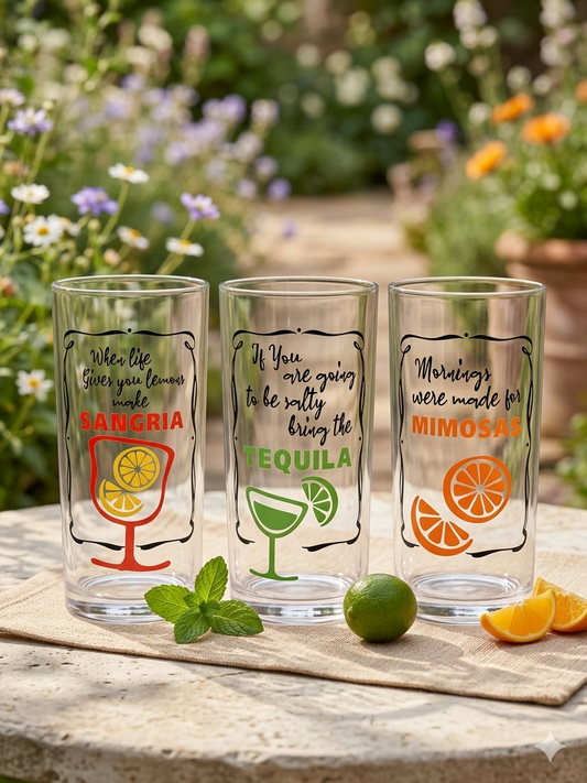 Set of 3 plastic cups